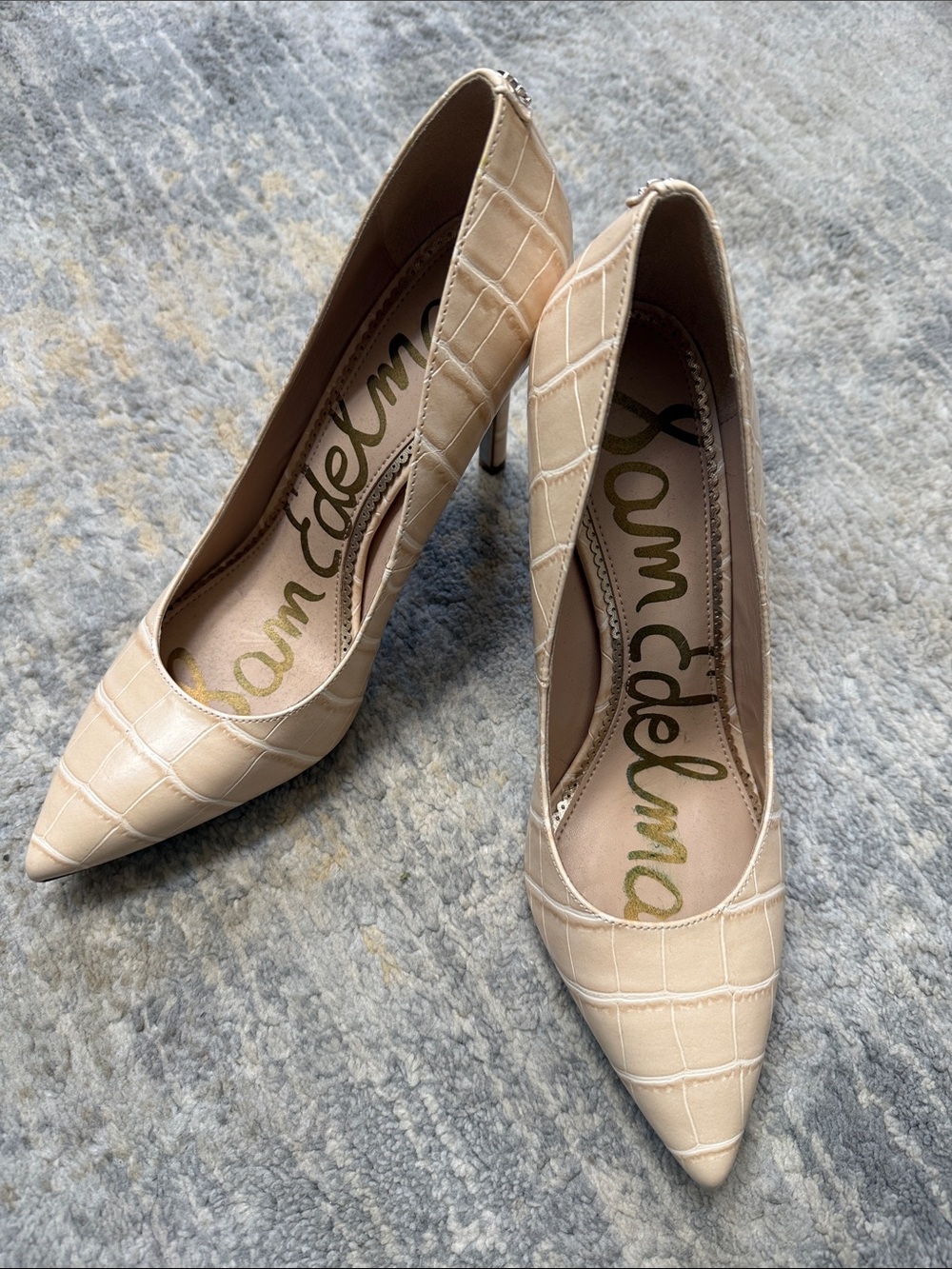 Sam Edelman Hazel Nude Croc-Embossed Pointed Toe Pumps 7 worn once inside only